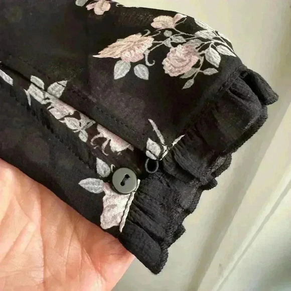 Chiffon Floral short flowy dress with frills - Picture 6 of 11